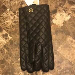 NWT Michael Kors leather gloves